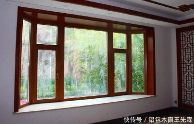 不一樣的定制鋁包木門窗，打造溫馨冬日的室內獨特體驗